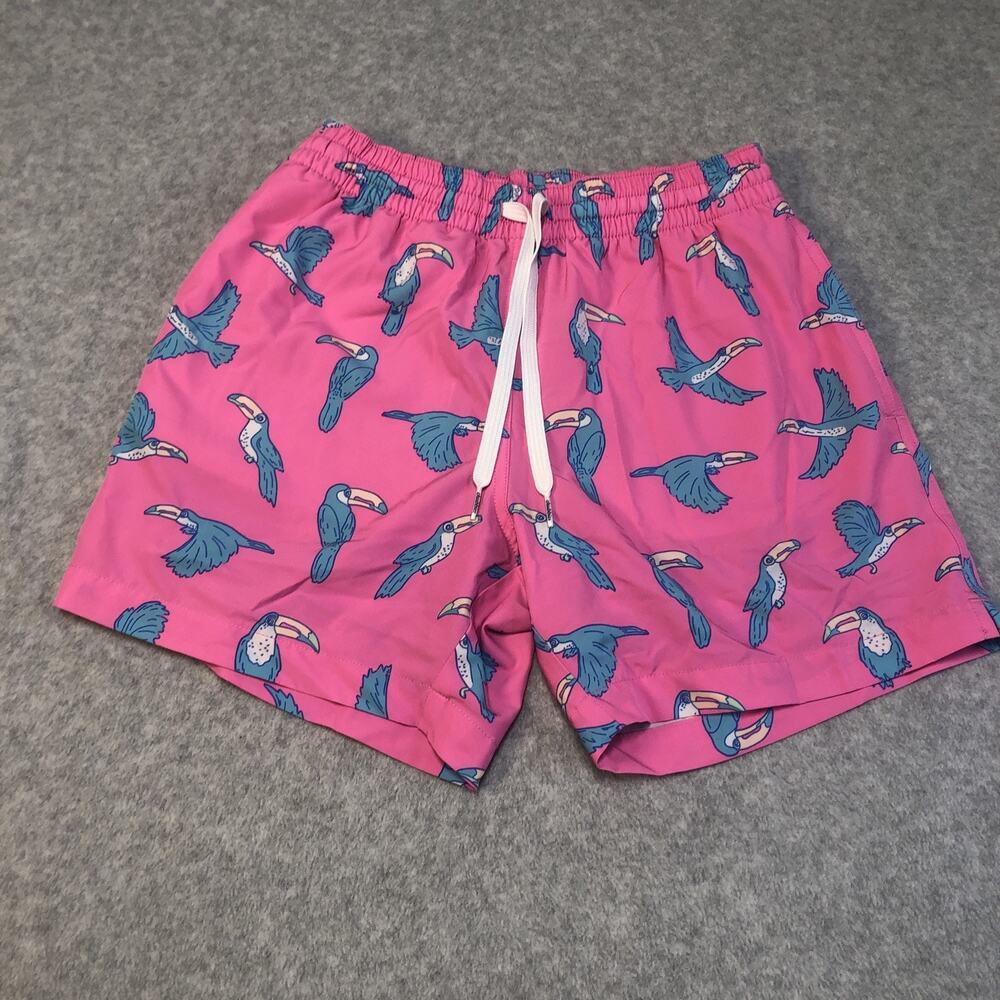 Chubbies Men’s Size Xtra Small Classic Mesh Lined 5.5" Pink Toucan Swim Trunks